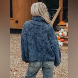 Pol oversized large cable knit sweater size small blue